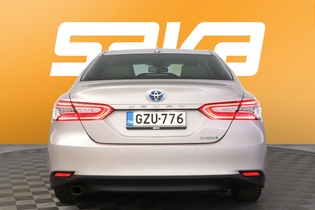 Toyota Camry vaihtoauto