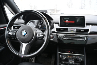 BMW 225 vaihtoauto