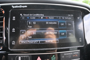 Mitsubishi Outlander PHEV vaihtoauto