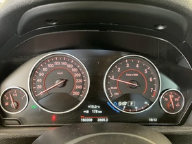 BMW 3.3 vaihtoauto
