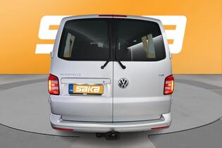 Volkswagen Caravelle vaihtoauto