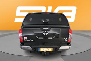 Nissan Navara vaihtoauto