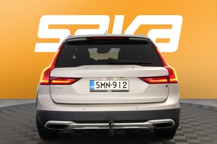 Volvo V90 Cross Country vaihtoauto