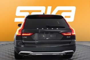 Volvo V90 Cross Country vaihtoauto
