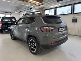 Jeep Compass vaihtoauto