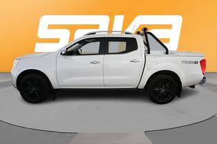 Nissan Navara vaihtoauto