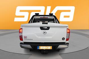 Nissan Navara vaihtoauto