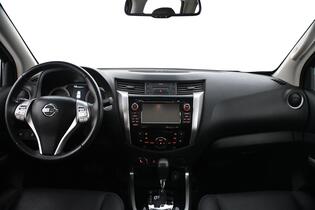 Nissan Navara vaihtoauto