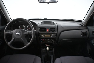 Nissan Almera vaihtoauto