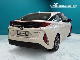 Toyota Prius Plug-in vaihtoauto
