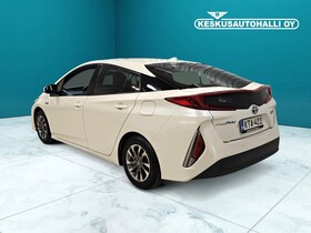 Toyota Prius Plug-in vaihtoauto