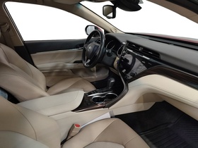 Toyota Camry vaihtoauto