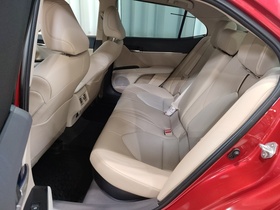 Toyota Camry vaihtoauto