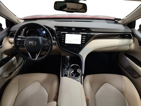 Toyota Camry vaihtoauto