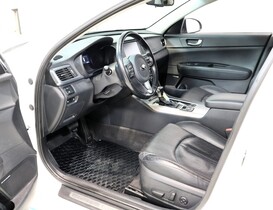 Kia Optima vaihtoauto