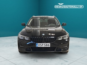 BMW 330 vaihtoauto