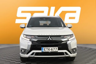 Mitsubishi Outlander PHEV vaihtoauto