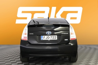 Toyota Prius vaihtoauto