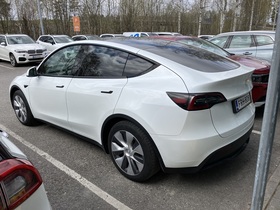 Tesla Model Y vaihtoauto