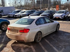BMW 330 vaihtoauto
