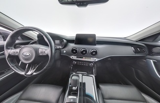 Kia Stinger vaihtoauto