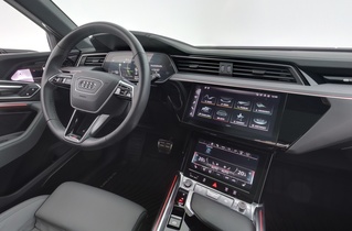 Audi Q8 e-tron vaihtoauto
