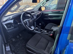 Toyota Hilux vaihtoauto