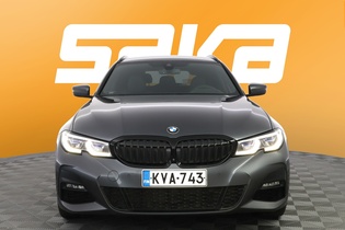 BMW 330 vaihtoauto