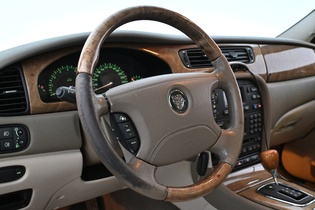 Jaguar S-Type vaihtoauto