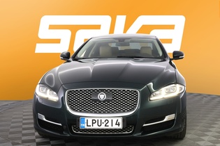 Jaguar XJ vaihtoauto