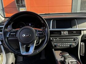 Kia Optima vaihtoauto