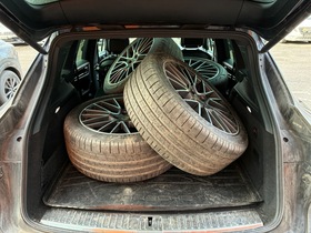 Porsche Cayenne vaihtoauto