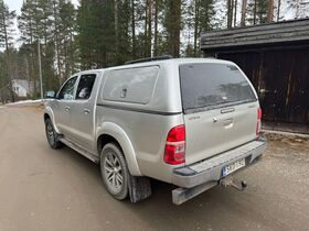 Toyota Hilux vaihtoauto