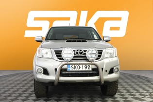 Toyota Hilux vaihtoauto