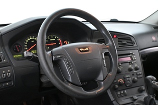 Volvo V70 vaihtoauto