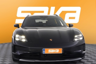 Porsche Taycan vaihtoauto