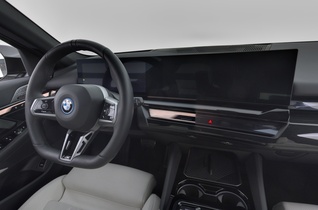 BMW i5 vaihtoauto