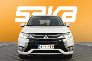 Mitsubishi Outlander PHEV vaihtoauto