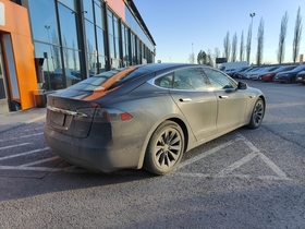 Tesla Model S vaihtoauto