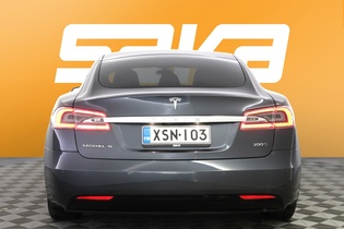 Tesla Model S vaihtoauto