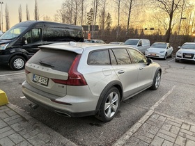 Volvo V60 Cross Country vaihtoauto
