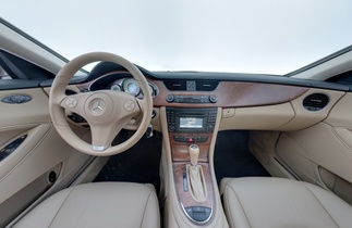 Mercedes-Benz CLS vaihtoauto