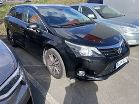Toyota Avensis vaihtoauto