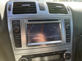 Toyota Avensis vaihtoauto