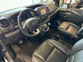 Opel Vivaro vaihtoauto