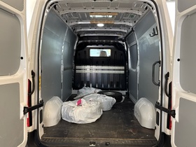 Nissan NV400 vaihtoauto