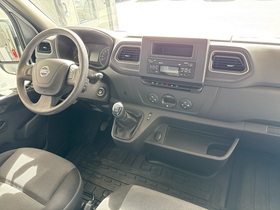 Nissan NV400 vaihtoauto