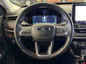 Jeep Compass vaihtoauto