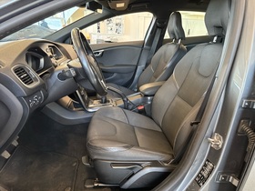 Volvo V40 Cross Country vaihtoauto