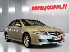 Honda Accord vaihtoauto